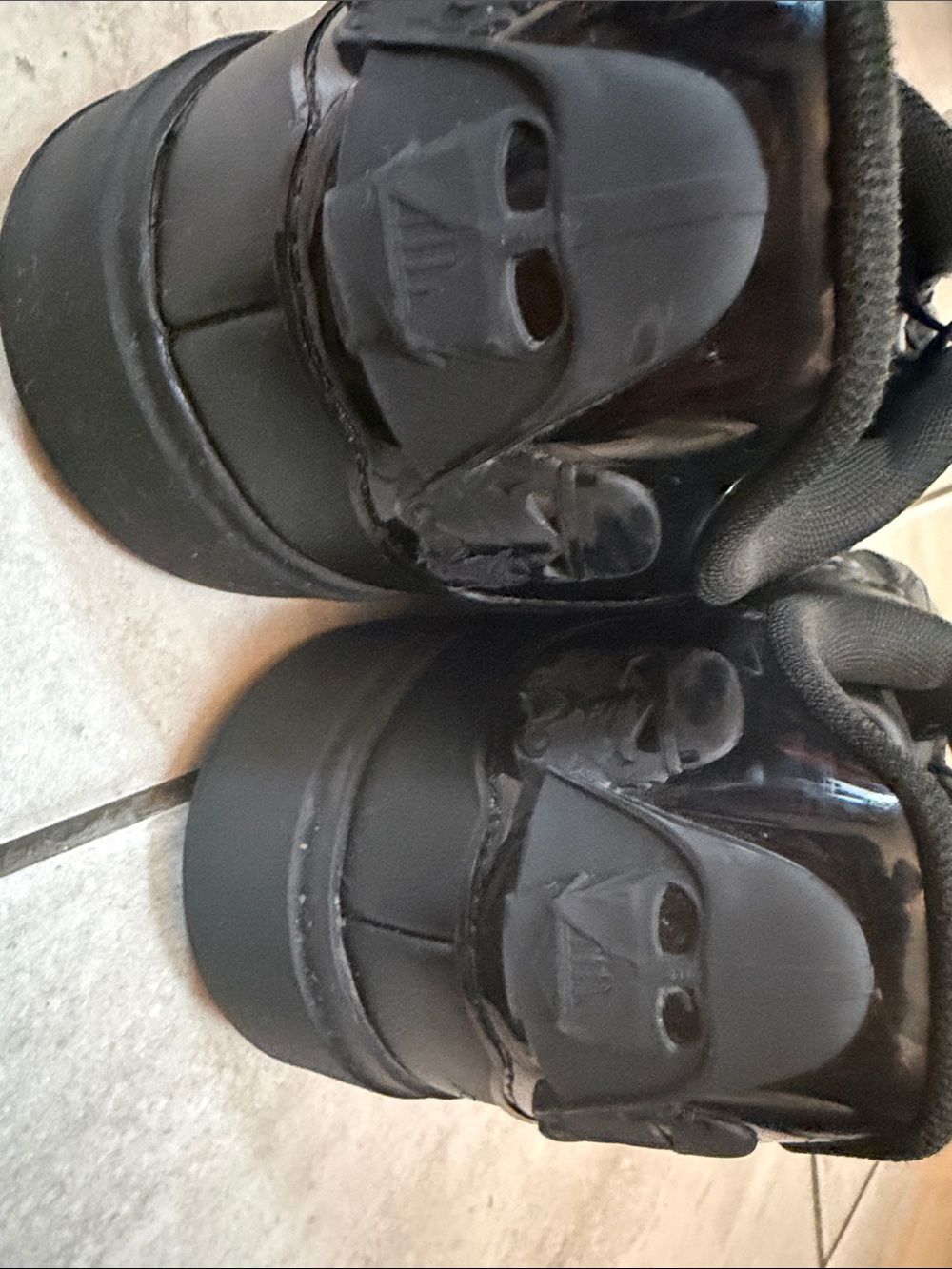 Men adidas size 11 Black Star Wars Darth Vader Slip-On Shoes